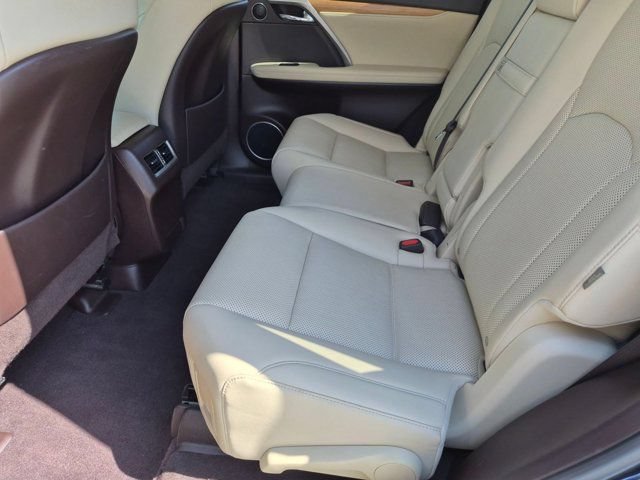 Used 2020 Lexus RX 350L Premium w/ Premium Package AWD/4WD image 10