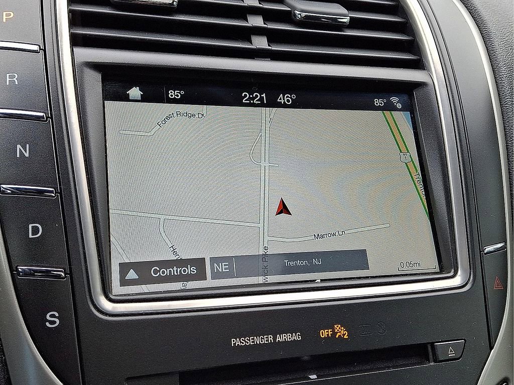 Used 2018 Lincoln MKX Reserve w/ Driver Assistance Package image 18