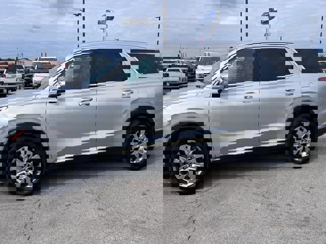 Used 2023 Hyundai Palisade SEL w/ Cargo Package image 6