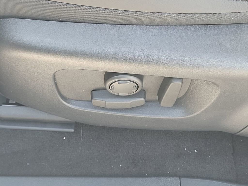 New 2026 Land Rover Range Rover Evoque Dynamic SE image 27