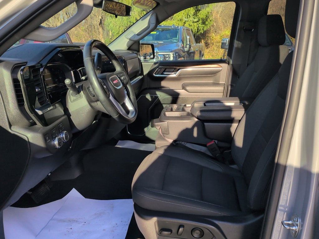 Used 2024 GMC Sierra 1500 Elevation image 14