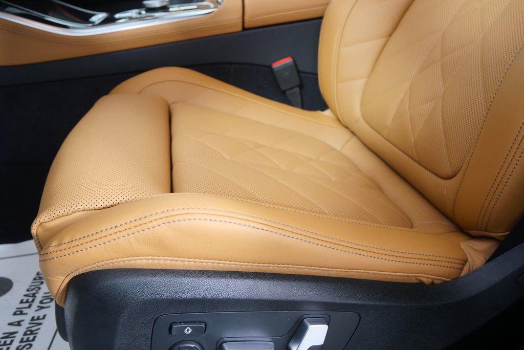 New 2026 BMW X5 sDrive40i w/ M Sport Package RWD image 10