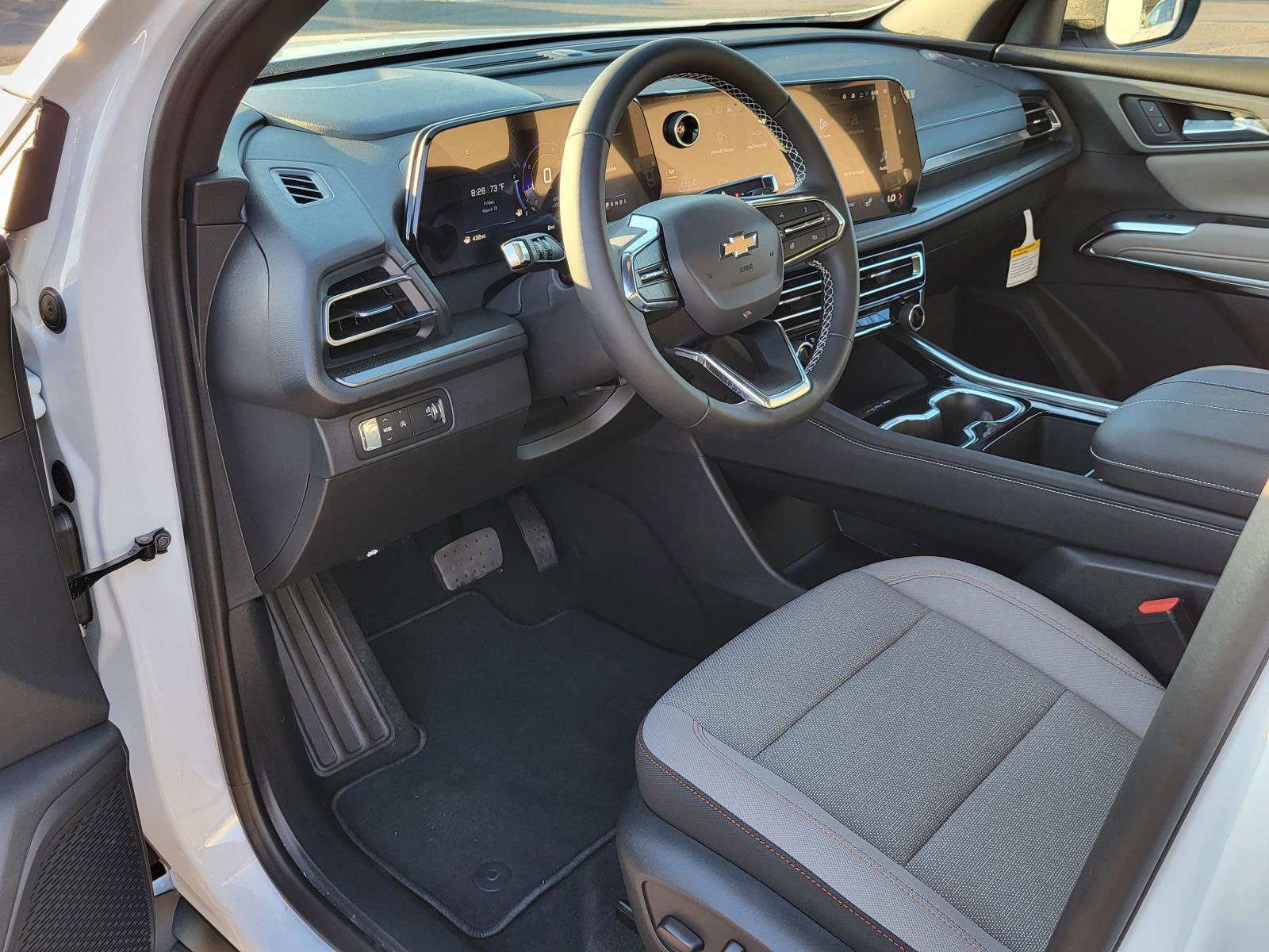 New 2026 Chevrolet Traverse LT w/ Driver Confidence Package image 14