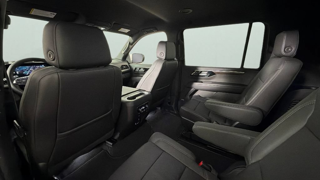 Certified 2025 Chevrolet Suburban LT w/ Comfort Package RWD image 27