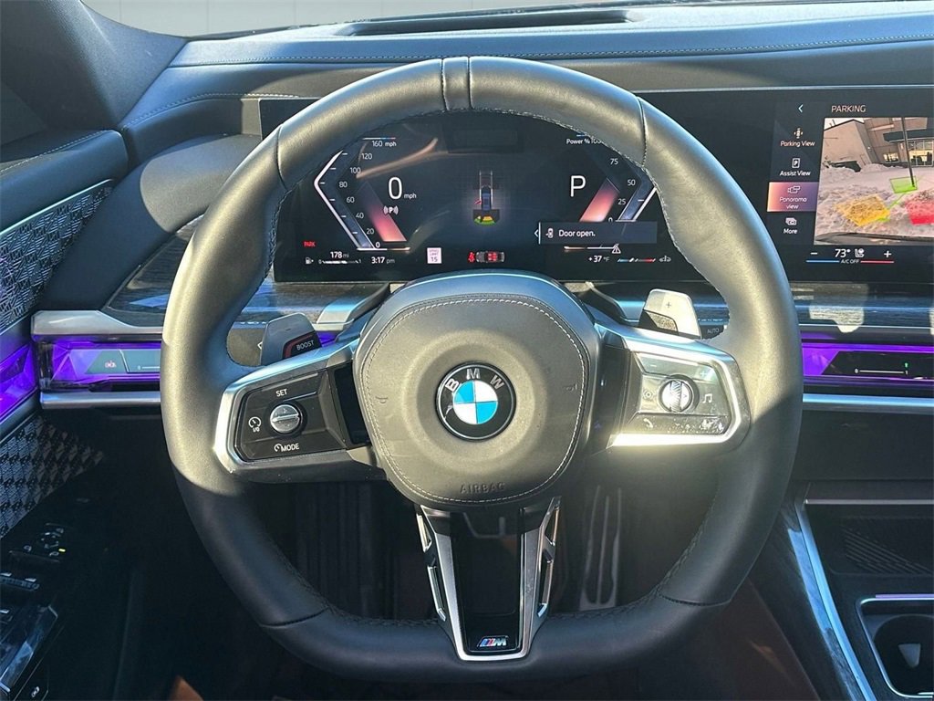 Used 2025 BMW 760i xDrive image 18
