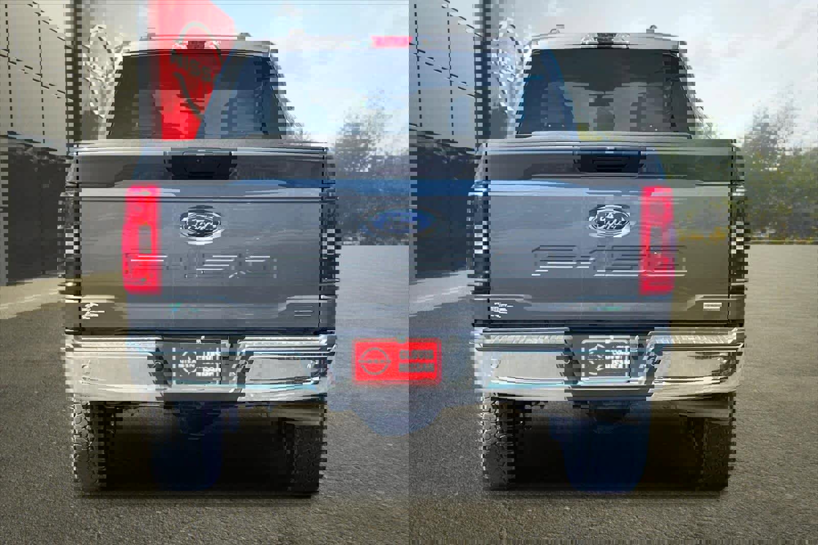 Used 2023 Ford F150 XLT image 8