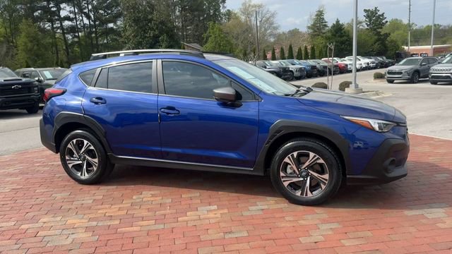 Used 2025 Subaru Crosstrek 2.0i Premium image 4