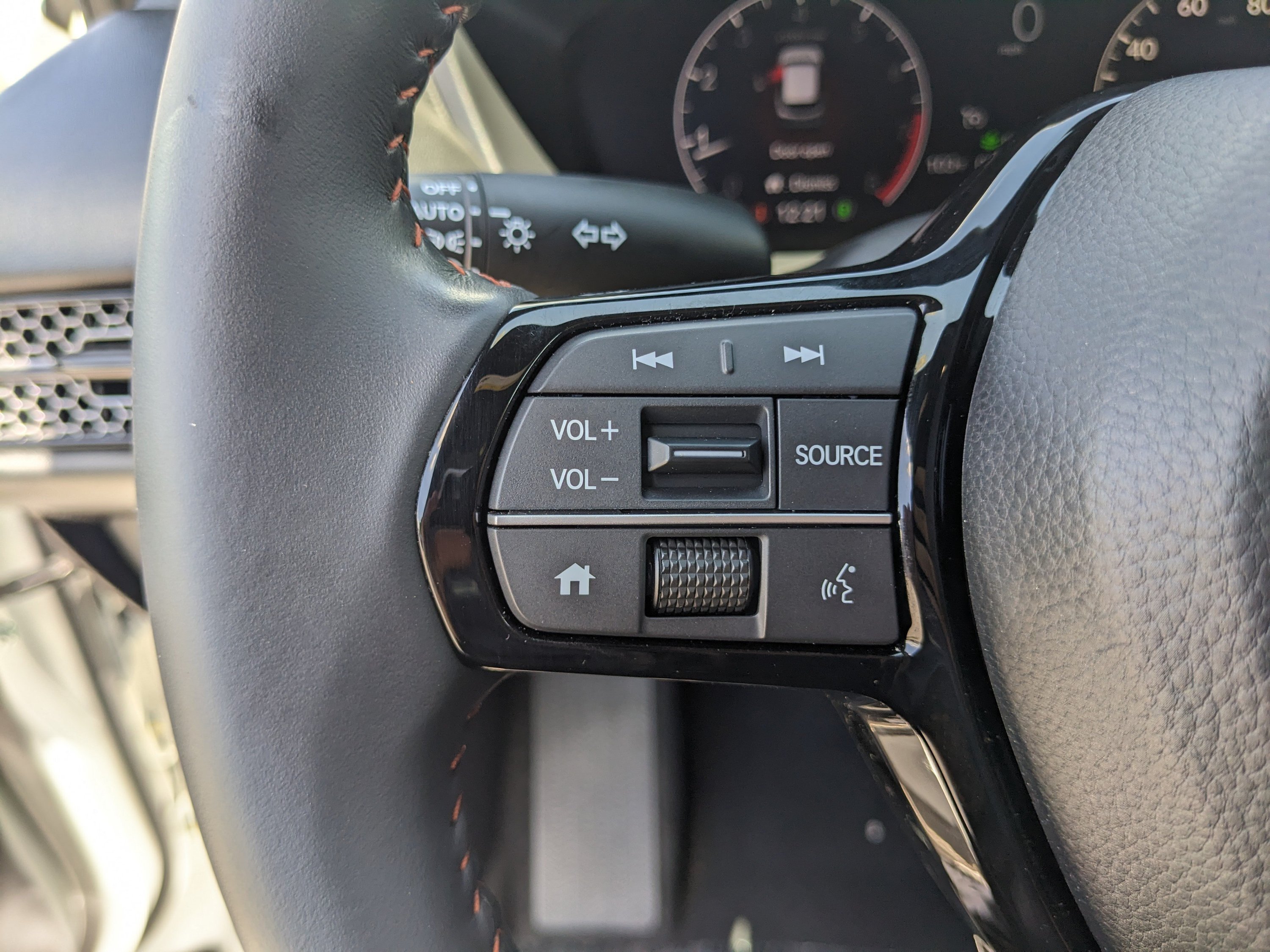 Used 2024 Honda HR-V Sport image 32