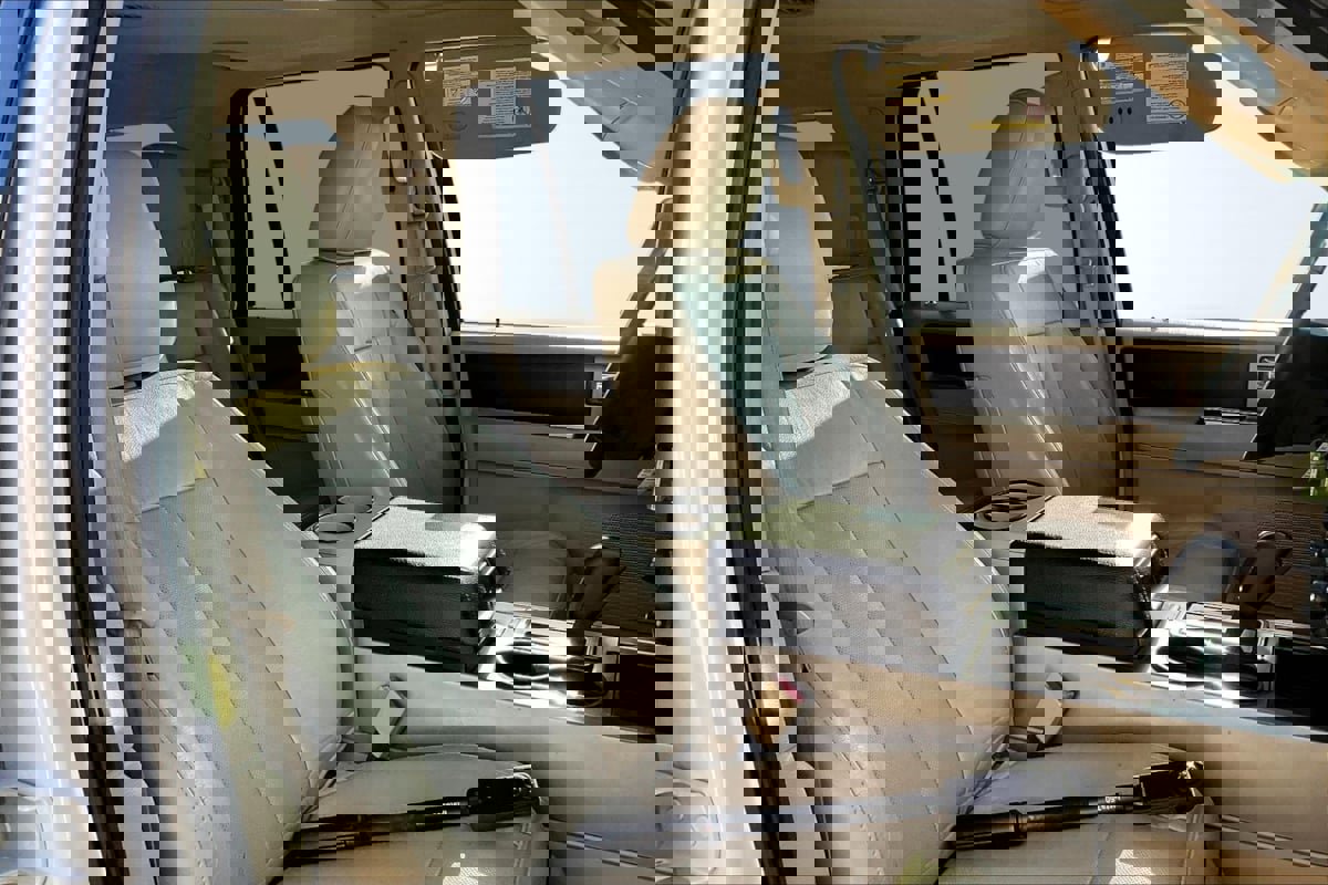 Used 2017 Ford Expedition XLT w/ Equipment Group 202A image 7