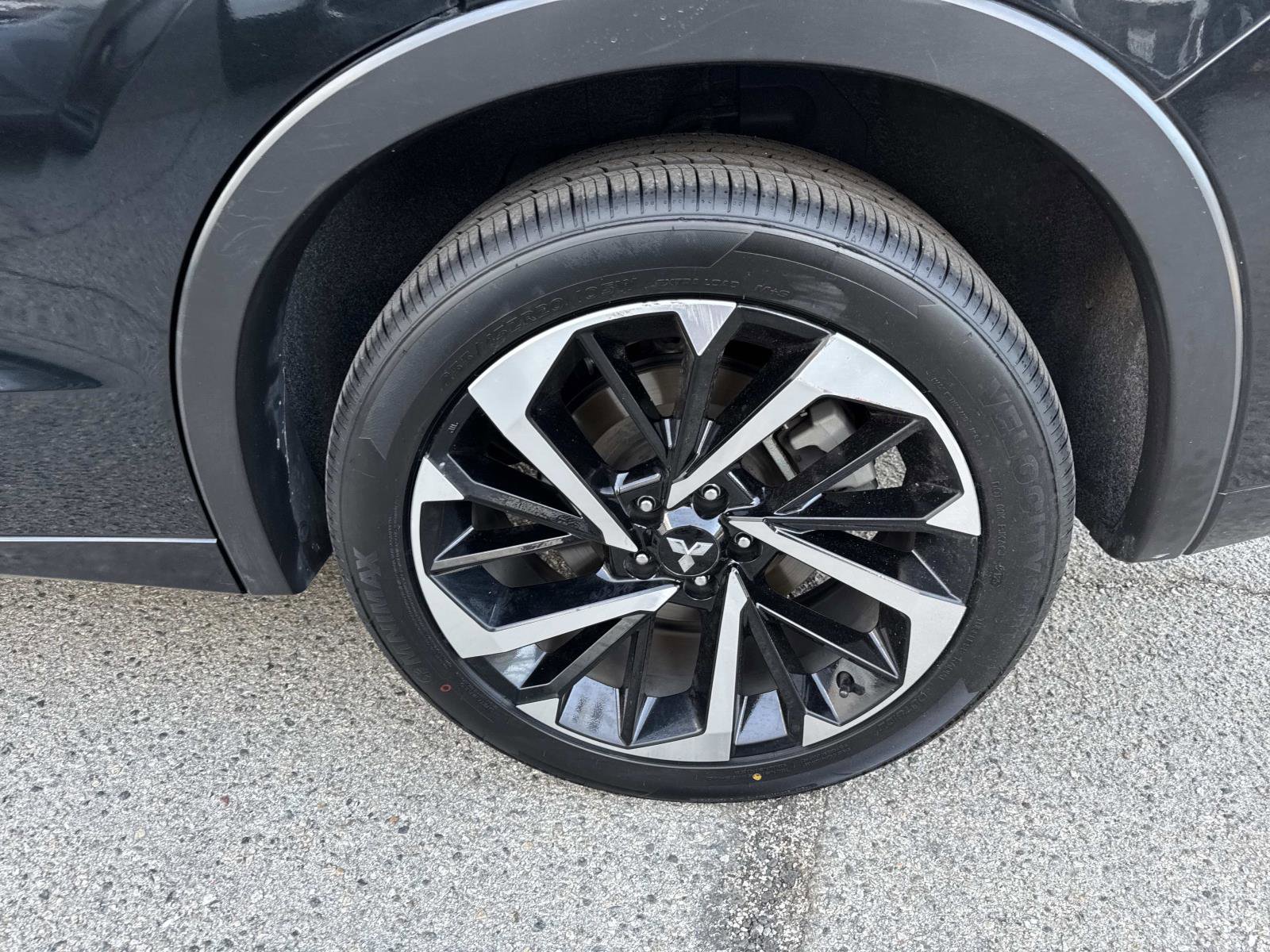 Used 2024 Mitsubishi Outlander SEL image 8