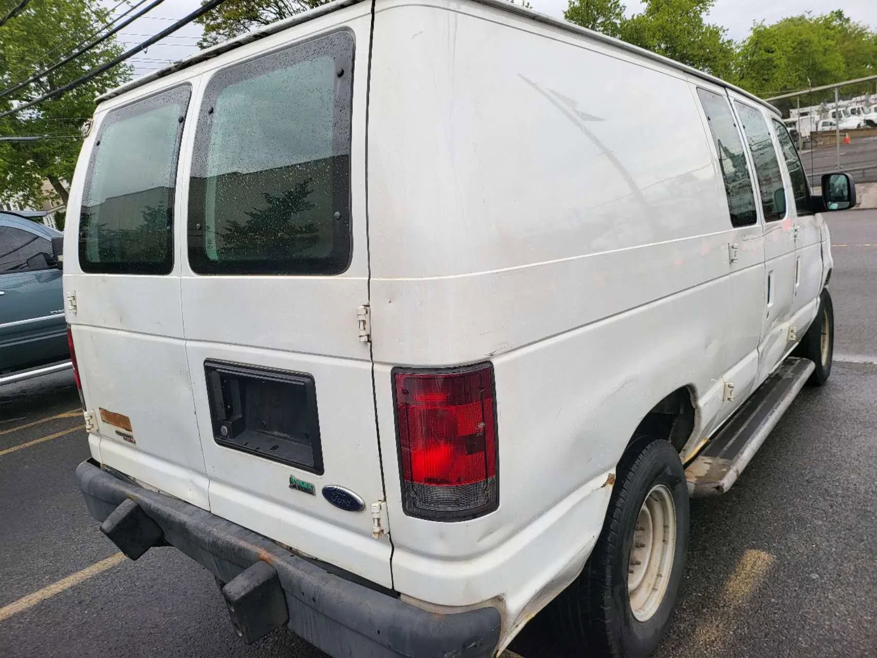 Used 2012 Ford E-250 and Econoline 250 w/ PWR Group RWD image 6