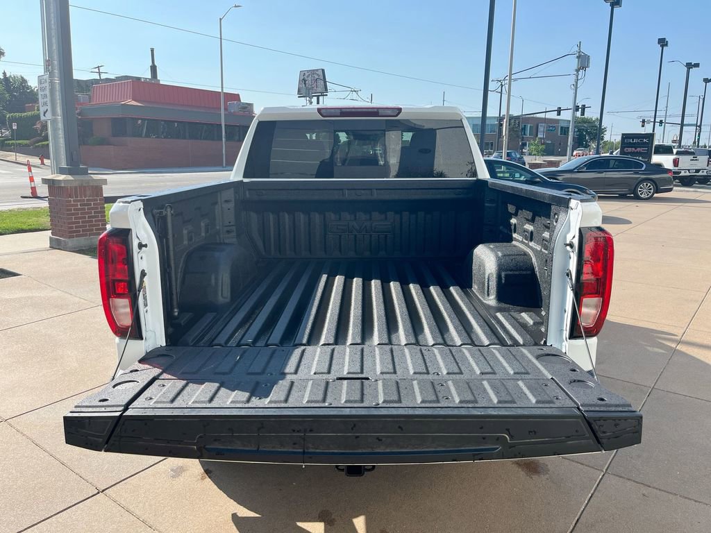 Used 2025 GMC Sierra 1500 Elevation w/ Preferred Package AWD/4WD image 38