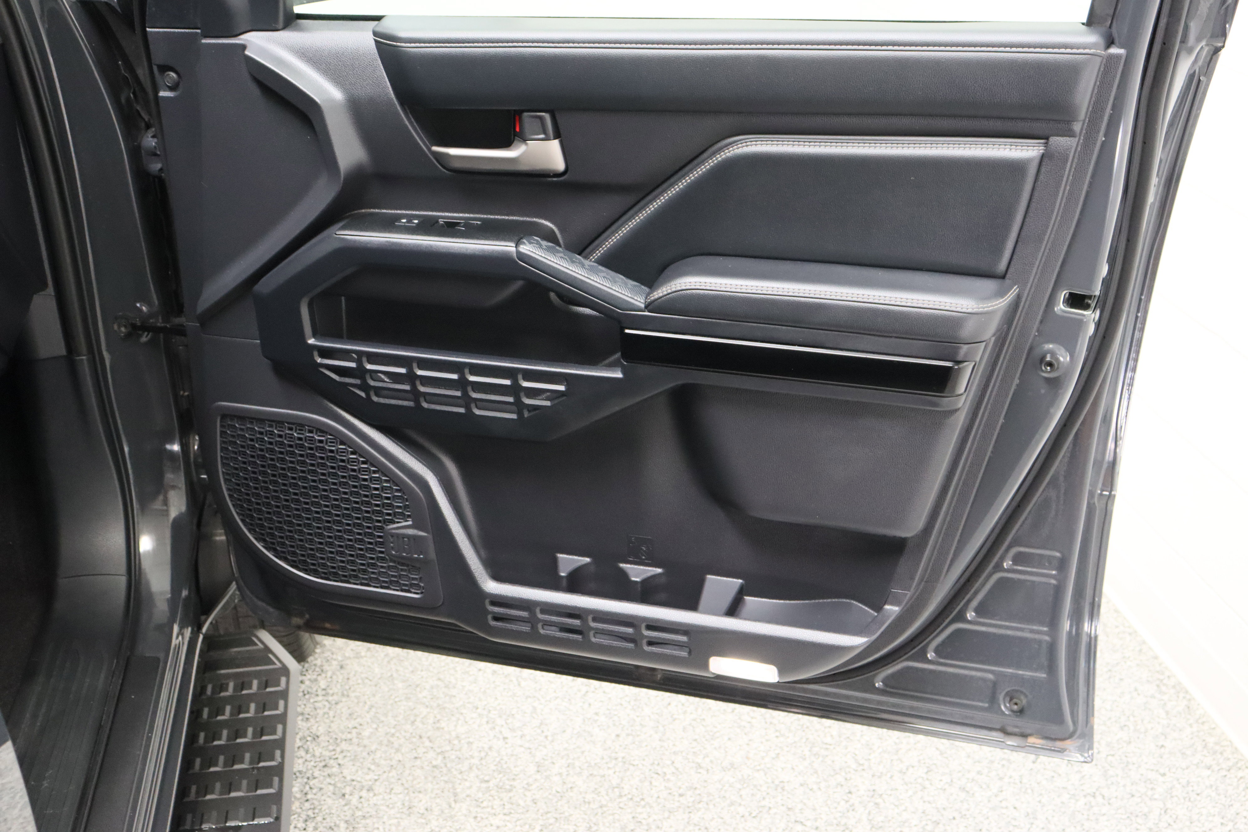 Certified 2025 Toyota 4Runner Limited image 40