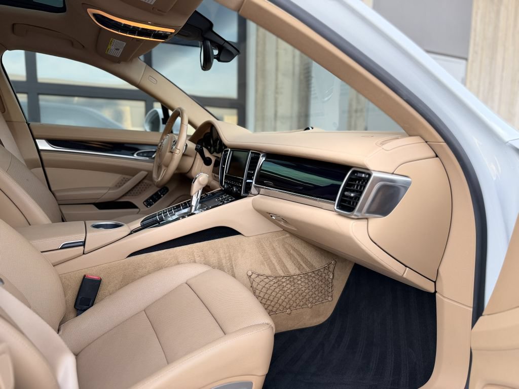 Used 2014 Porsche Panamera S RWD image 28