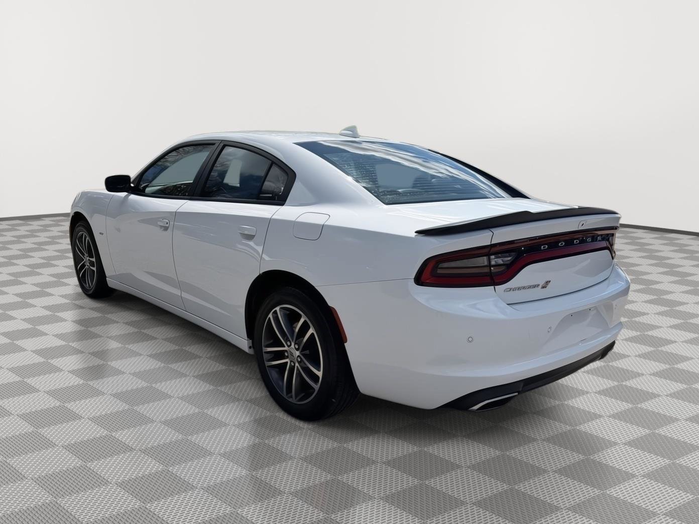 Used 2018 Dodge Charger GT AWD/4WD image 7