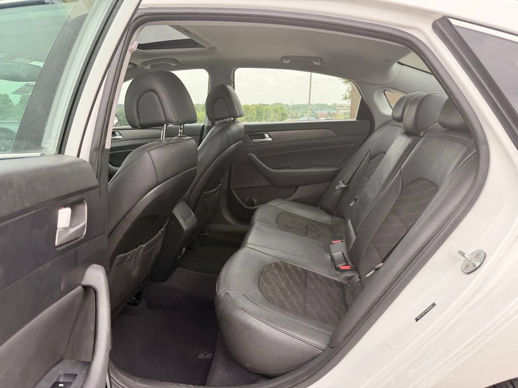 Used 2017 Hyundai Sonata Sport w/ Value Edition Package 02 FWD image 5