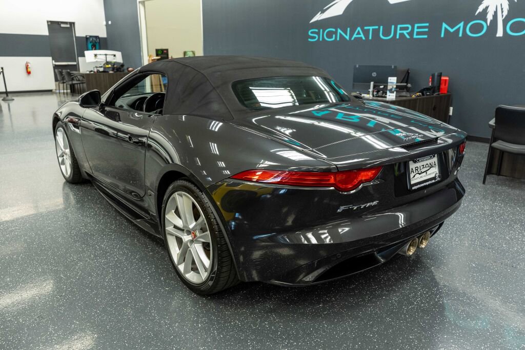 Used 2016 Jaguar F-TYPE S image 9