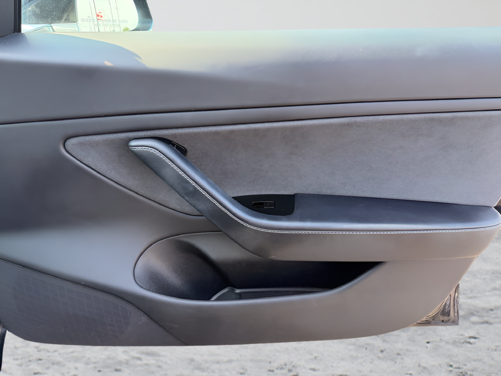 Used 2018 Tesla Model 3 Mid Range RWD image 33