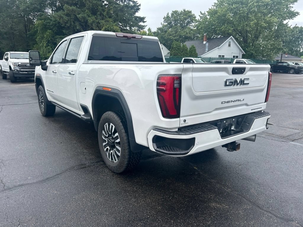 Used 2024 GMC Sierra 2500 Denali Ultimate w/ Max Trailering Package AWD/4WD image 6