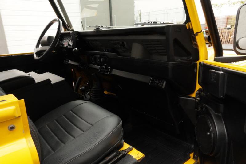 Used 1994 Land Rover Defender 90 image 16
