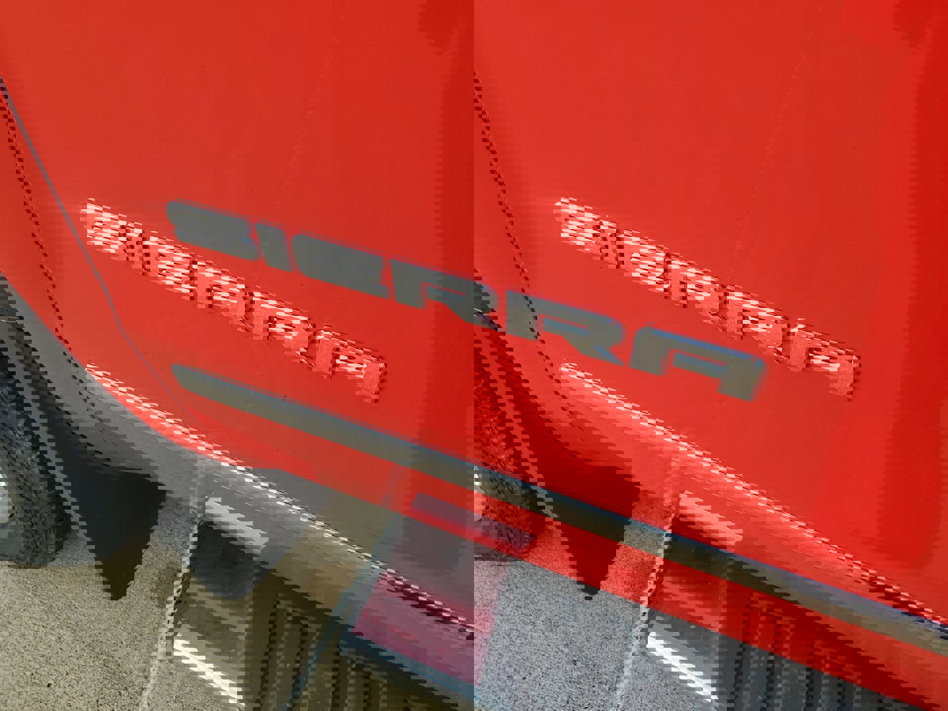 Used 2018 GMC Sierra 1500 SLT w/ SLT Premium Package image 37