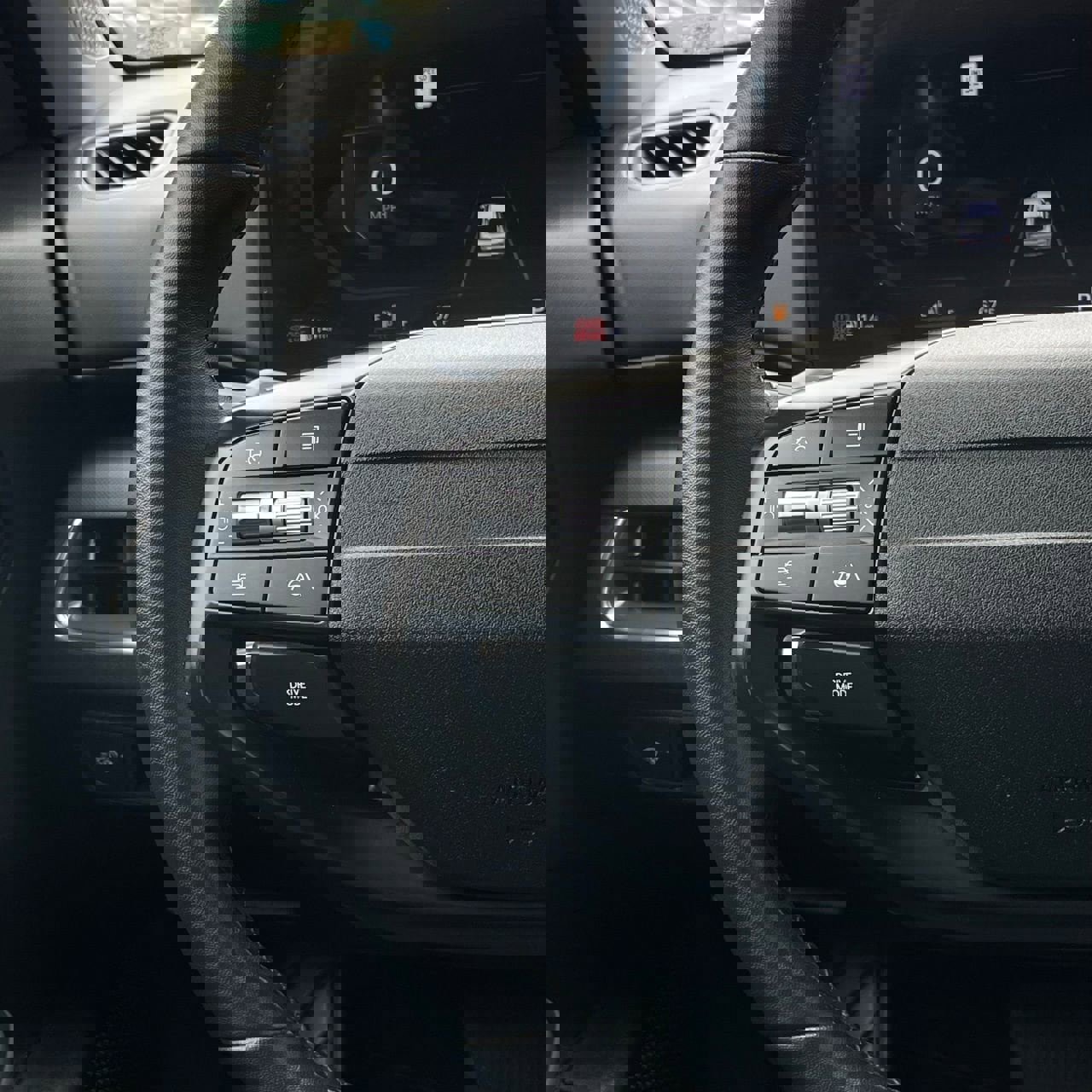 Used 2025 Kia K4 EX image 13