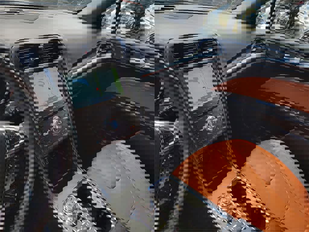 Used 2019 Ford Fusion Titanium image 32