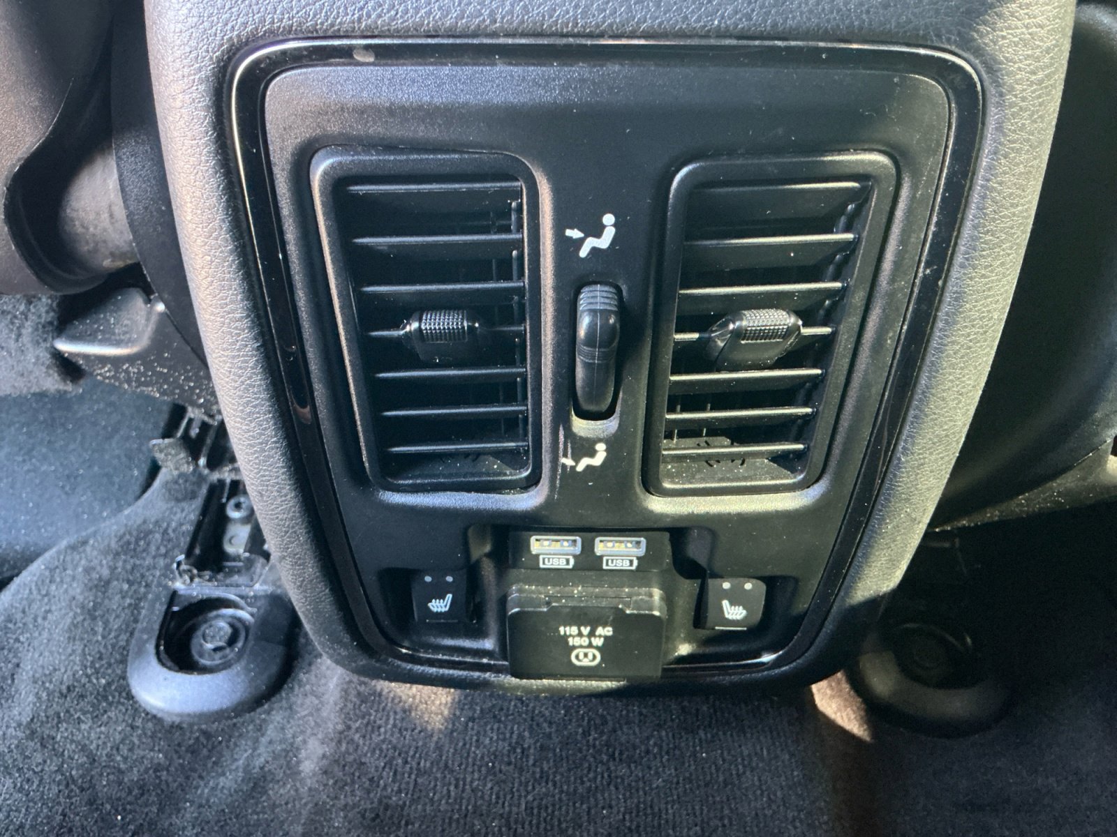 Used 2018 Jeep Grand Cherokee Limited w/ Luxury Group II image 32