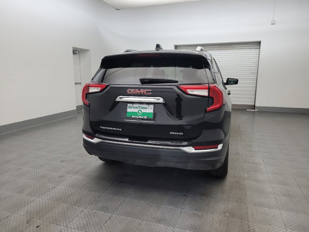 Used 2024 GMC Terrain SLT AWD/4WD image 7
