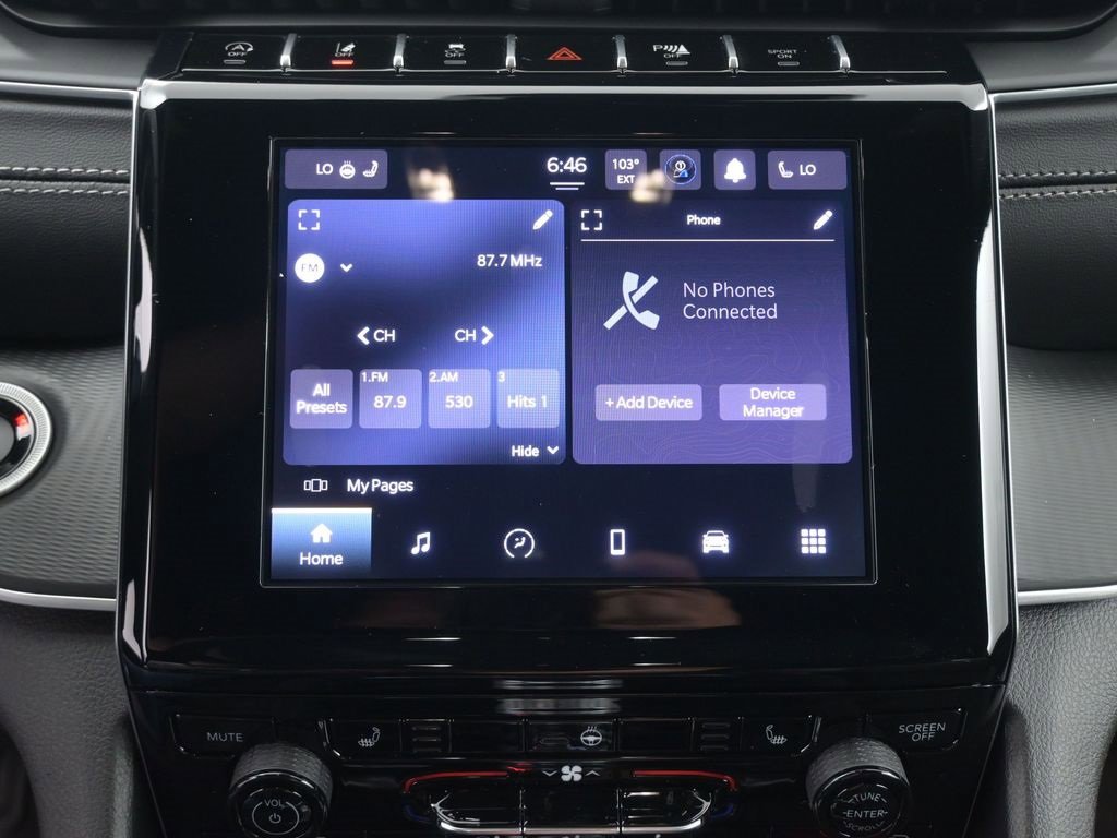 New 2025 Jeep Grand Cherokee L Altitude image 32