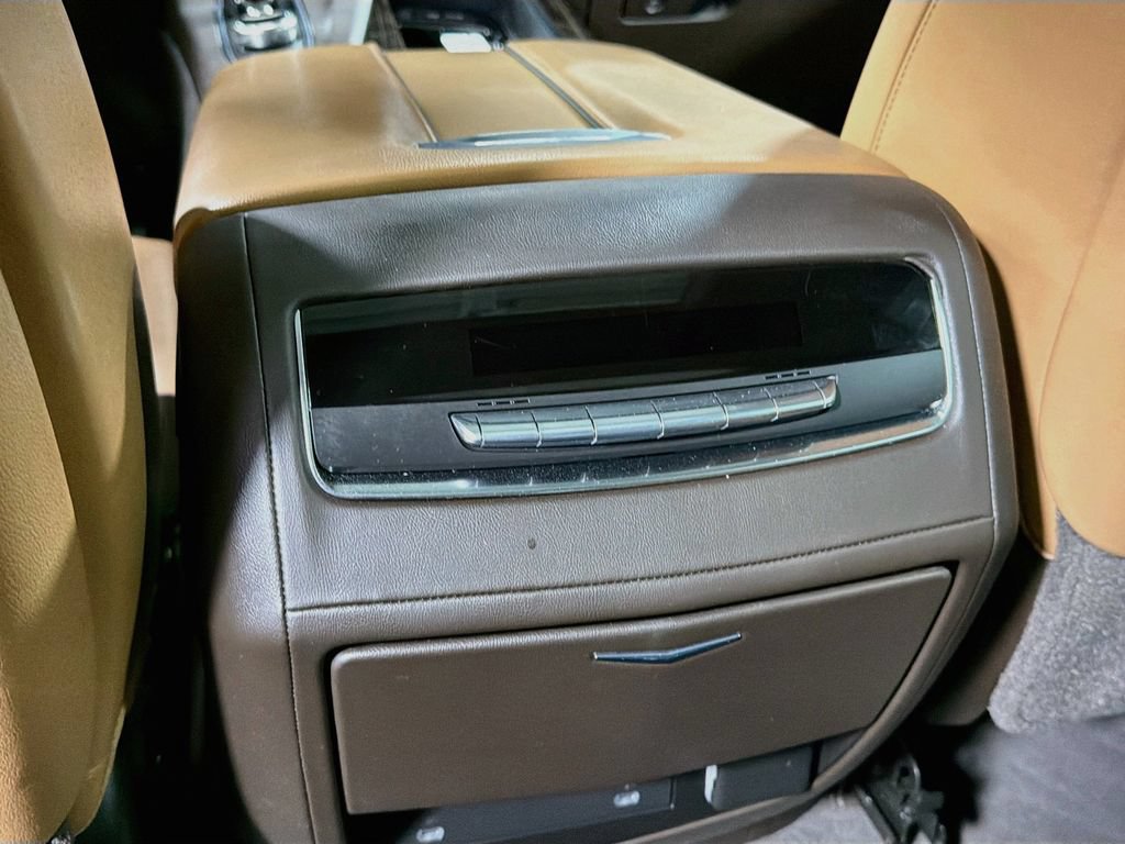 Used 2021 Cadillac Escalade Sport w/ Driver Assist Tech Package AWD/4WD image 28