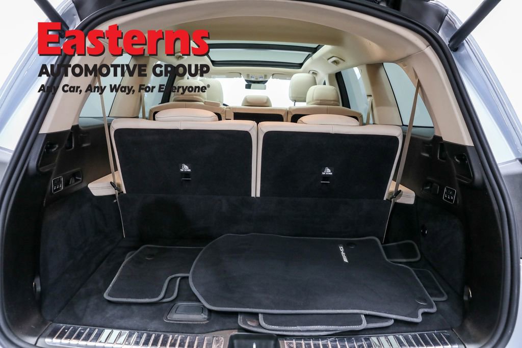 Used 2023 Mercedes-Benz GLS 450 4MATIC w/ AMG Line Exterior image 9