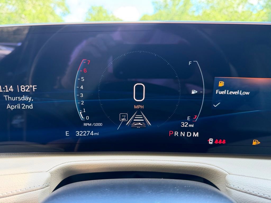 Used 2025 Cadillac XT4 Premium Luxury image 19