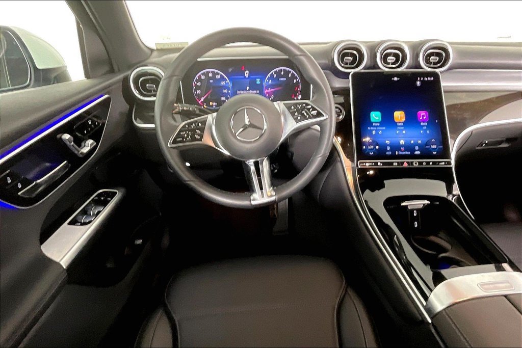 Certified 2025 Mercedes-Benz GLC 300 4MATIC image 5