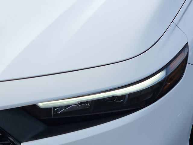 Used 2024 Honda Accord EX image 9