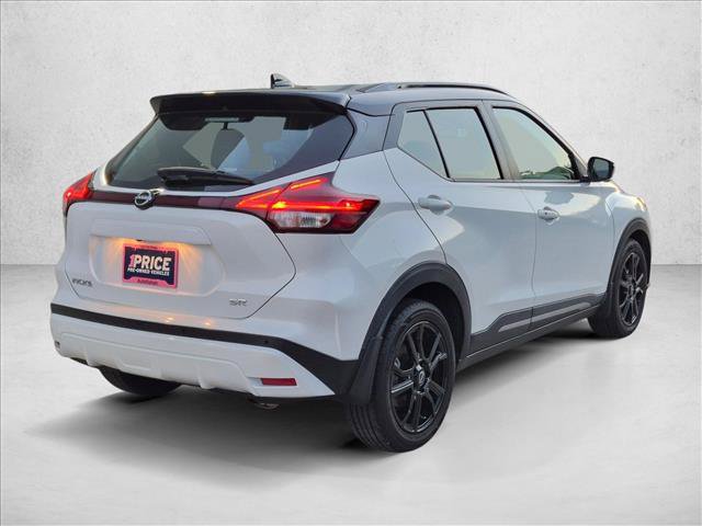Used 2023 Nissan Kicks SR w/ SR Premium Package FWD image 5