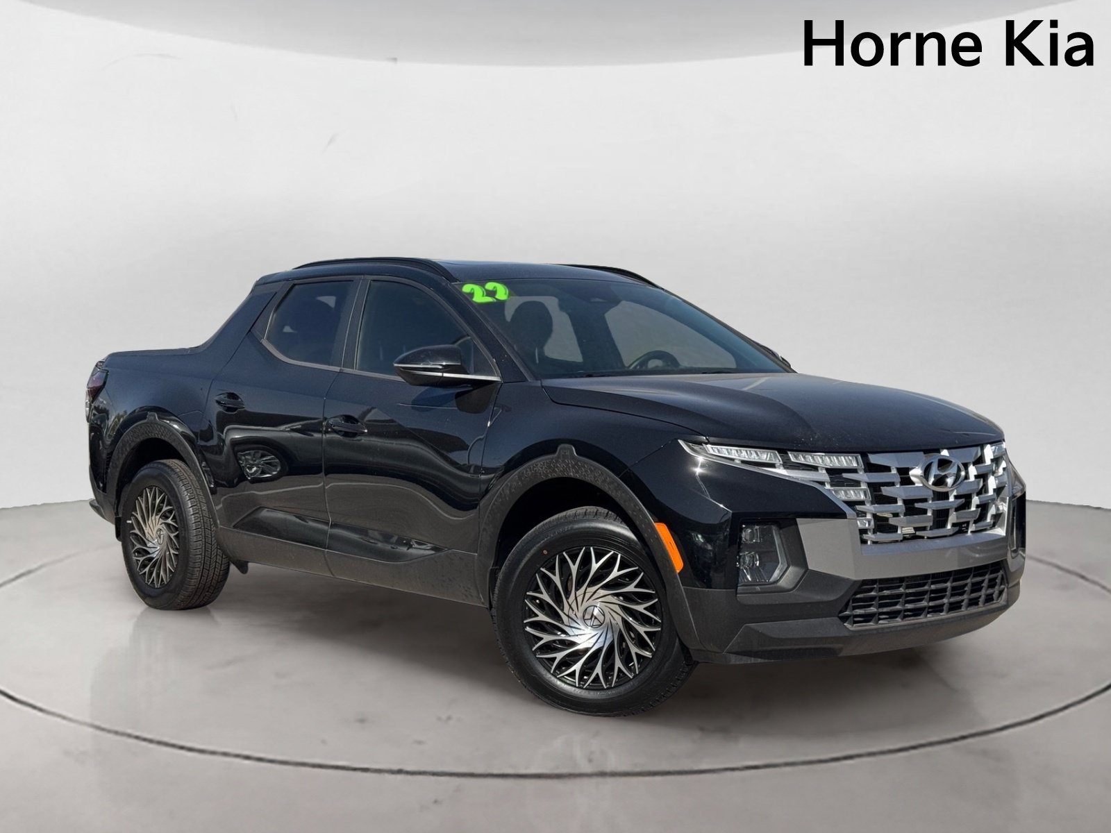 Used 2022 Hyundai Santa Cruz SEL Premium w/ Cargo Package AWD/4WD image 2