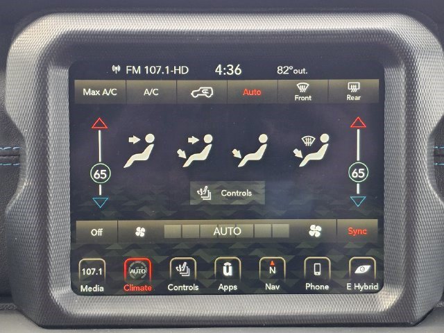 Used 2023 Jeep Wrangler Unlimited Rubicon 4xe w/ Cold Weather Group AWD/4WD image 35