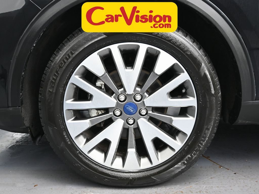 Used 2022 Ford Escape Titanium image 11