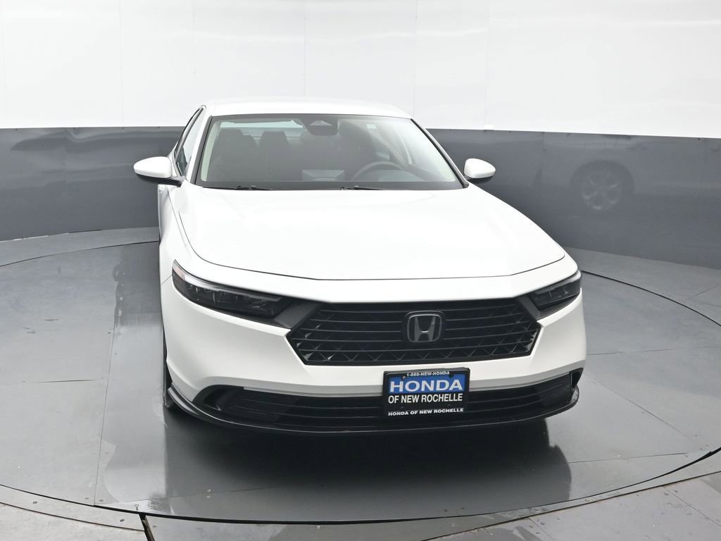 Used 2023 Honda Accord LX image 9