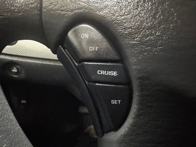 Used 2006 Chrysler Sebring GTC image 19