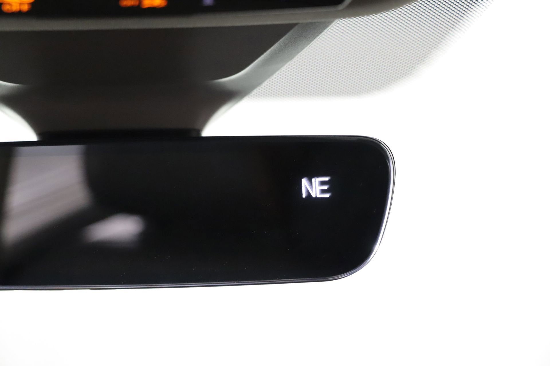 Used 2025 Volkswagen Atlas Peak Edition SE image 34