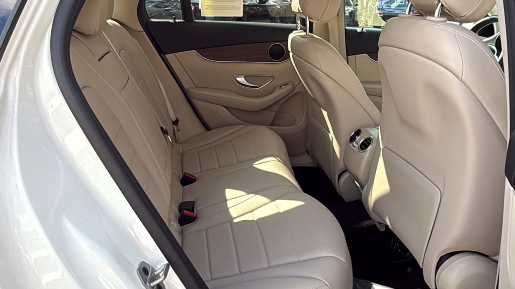 Certified 2022 Mercedes-Benz GLC 300 4MATIC image 14