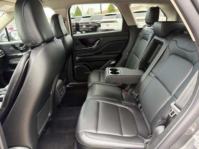 New 2026 Lincoln Corsair Premiere FWD image 16