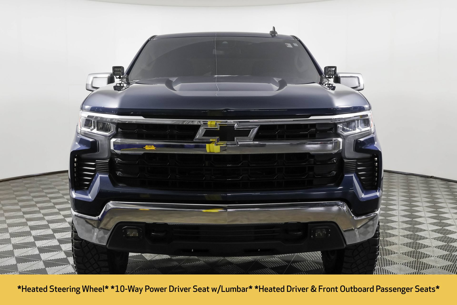 Used 2023 Chevrolet Silverado 1500 LT AWD/4WD image 11