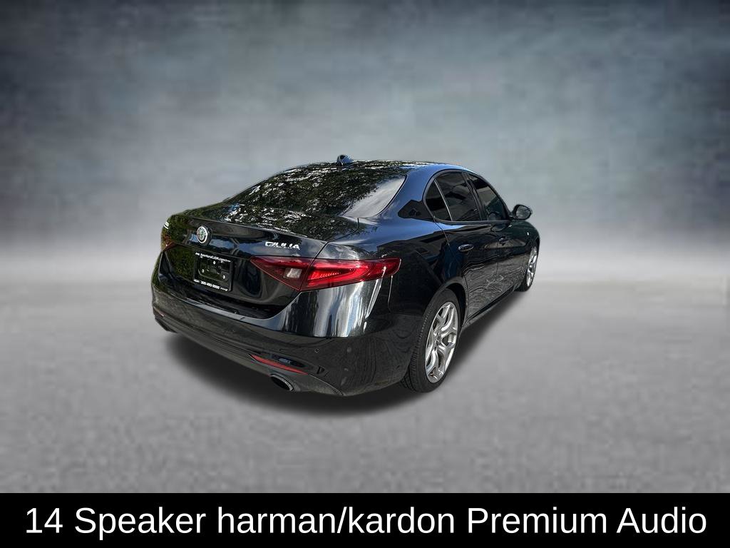 Used 2022 Alfa Romeo Giulia Ti RWD image 7