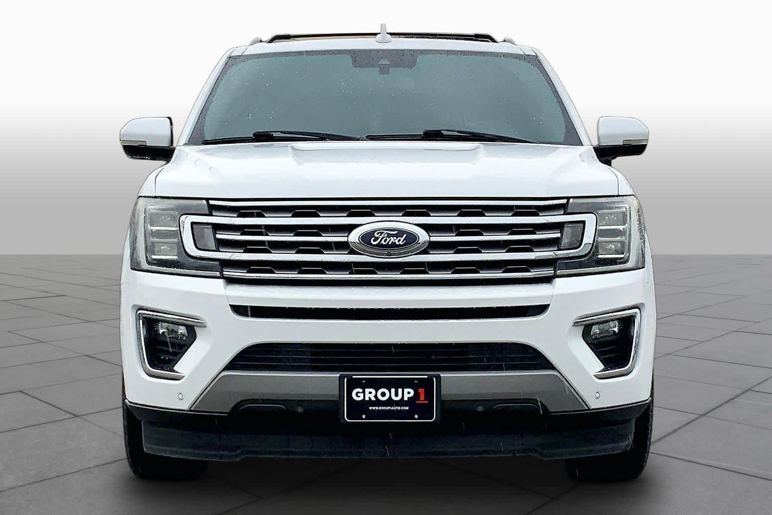 Used 2019 Ford Expedition Limited w/ Equipment Group 302A RWD image 4