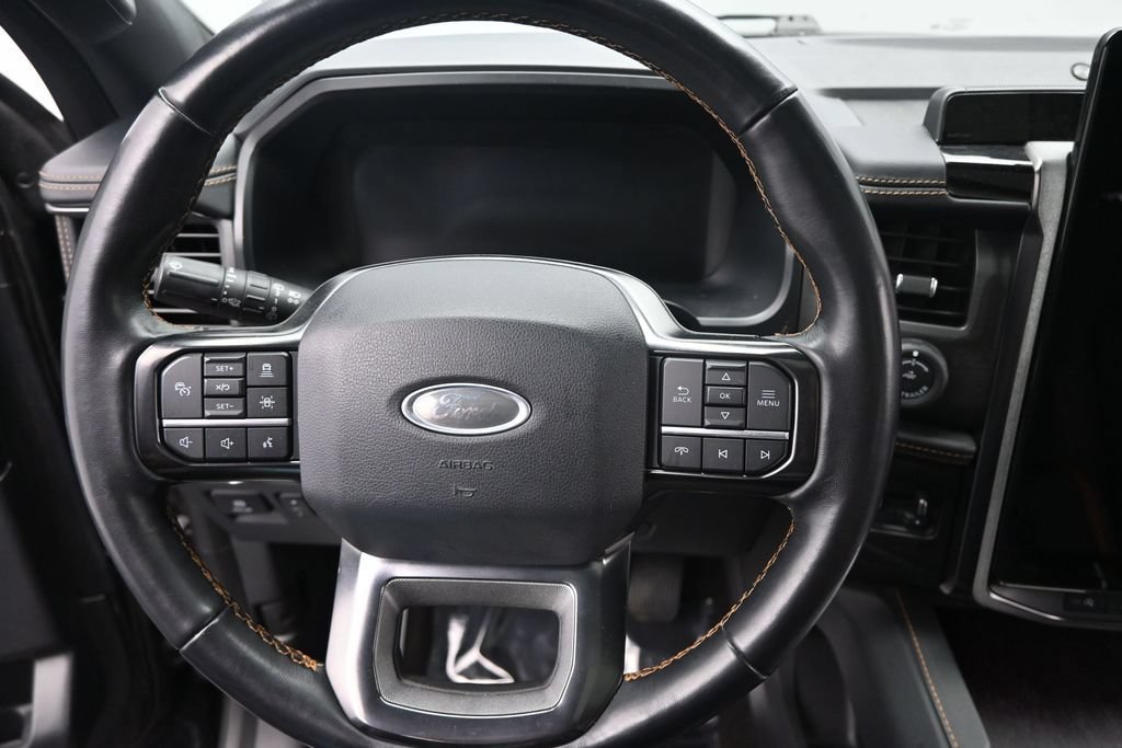 Used 2023 Ford Expedition Platinum AWD/4WD image 22