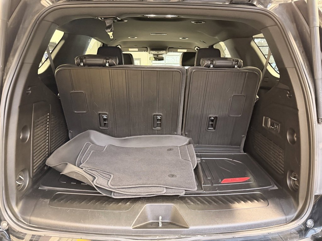 Used 2023 GMC Yukon SLT image 7