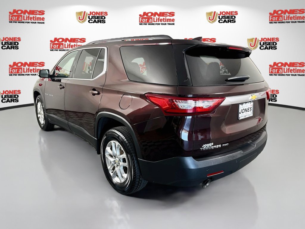 Used 2020 Chevrolet Traverse LT w/ LPO, Floor Liner Package AWD/4WD image 2